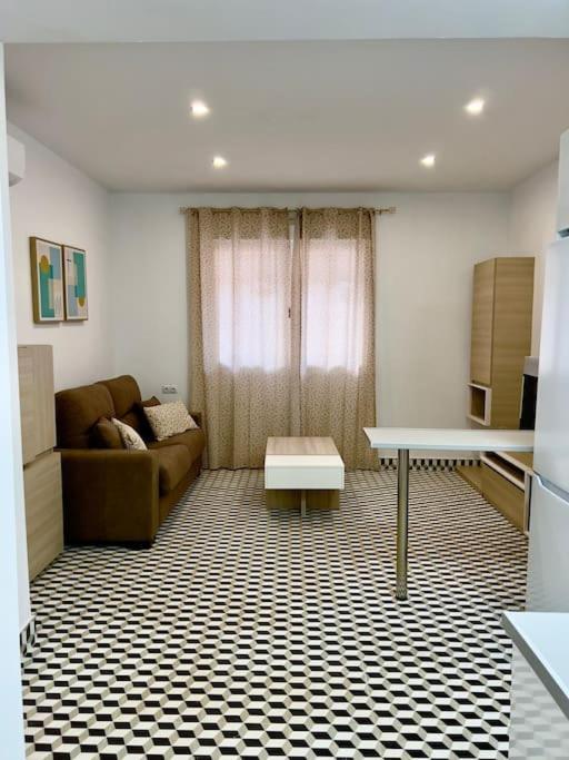 Rockside Residences Suites La Linea N1 La Linea de la Concepcion Bagian luar foto